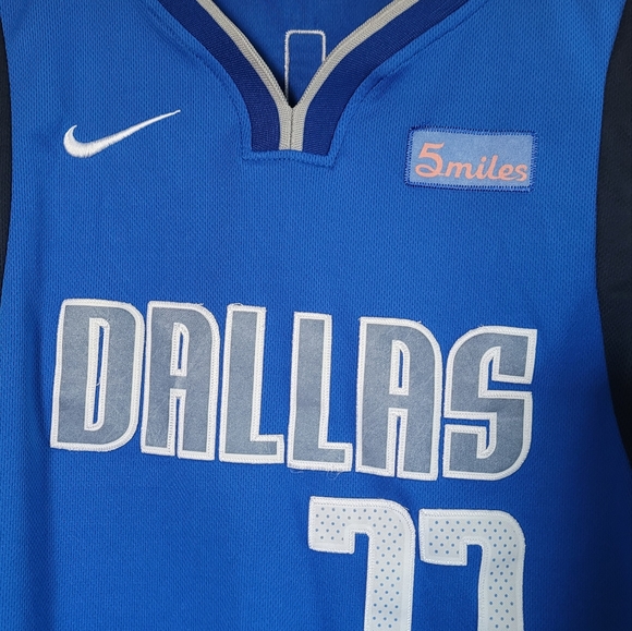 Luka Doncic Nike jersey size 54 - Picture 2 of 4
